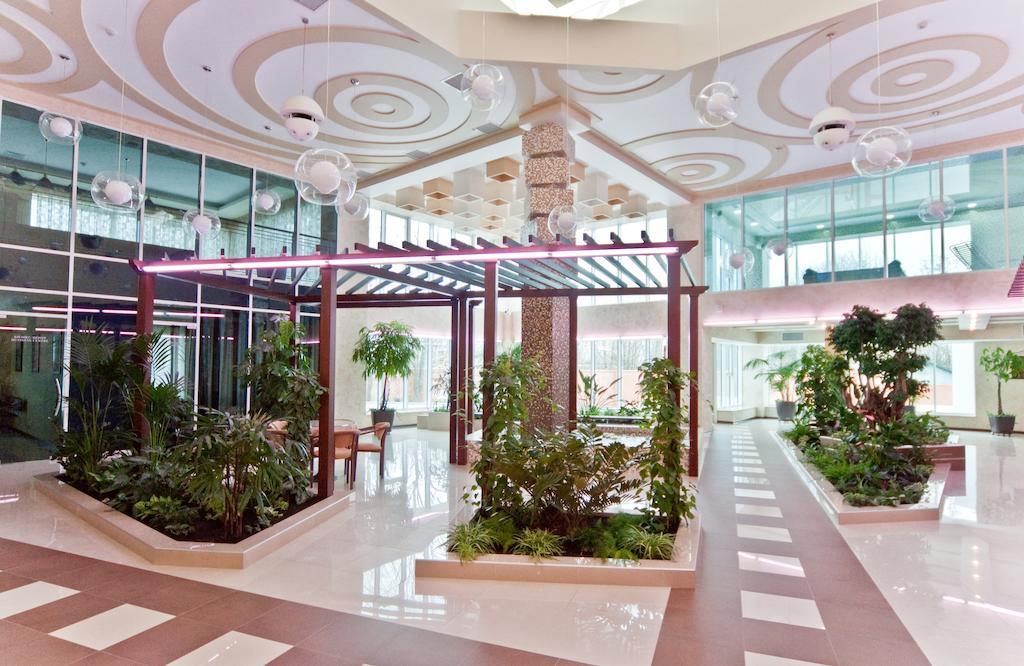 Grand-Marine Hotel & Spa Burlach'ya Balka Exterior foto