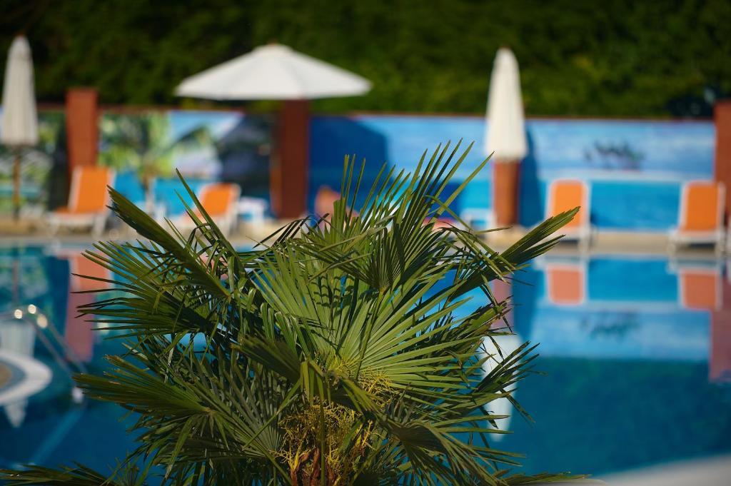 Grand-Marine Hotel & Spa Burlach'ya Balka Exterior foto